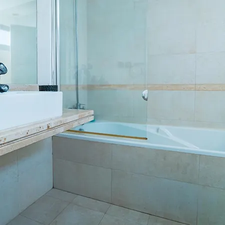 Madeira Luxury Amparo * Фуншал